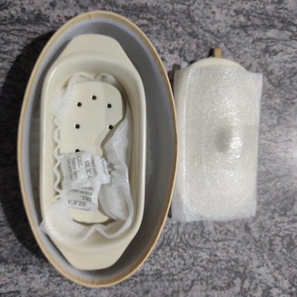 Petite Maison Wildly Delicious Ceramic Goat Cheese Baker Off White - Picture 5 of 7